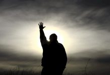 Islámico intenta matar familia de pastor y termina viendo a Jesús