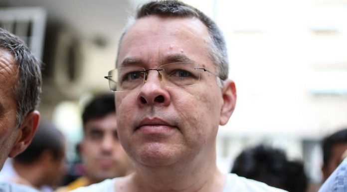 Turquía libera a un pastor evangélico que fue acusado de terrorismo injustamente